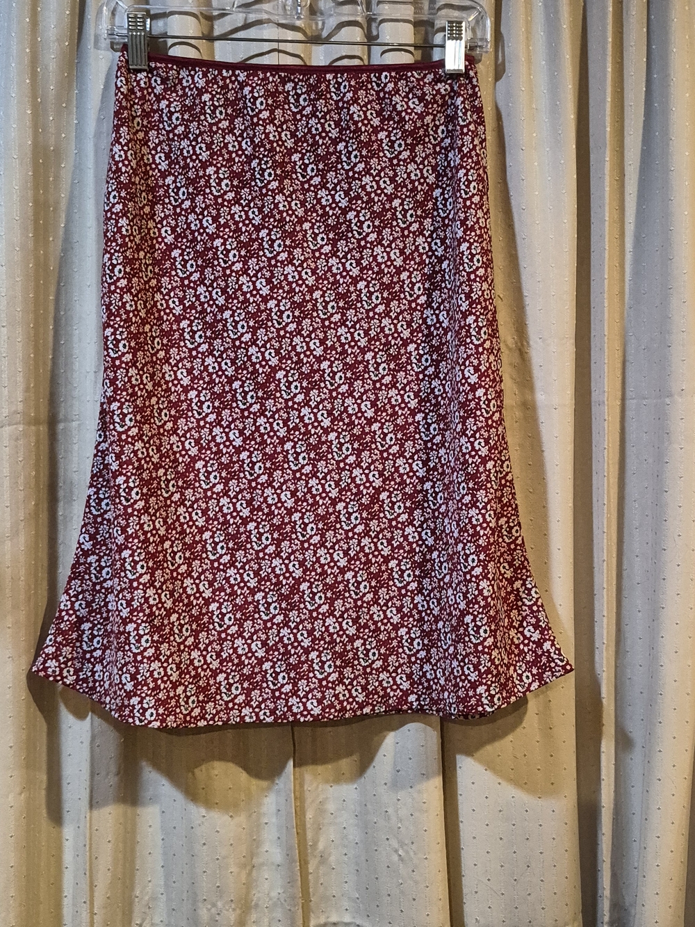 Vintage Studio 90s Y2K Burgundy Ditsy Floral Midi Skirt - Waist 24" Length 24" - Picture 1 of 7